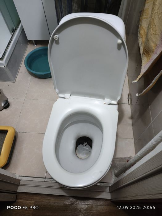 Продам унитаз б/у