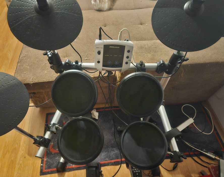 Tobe Thomann Millenium MPS-150 E-Drum Set Bundle