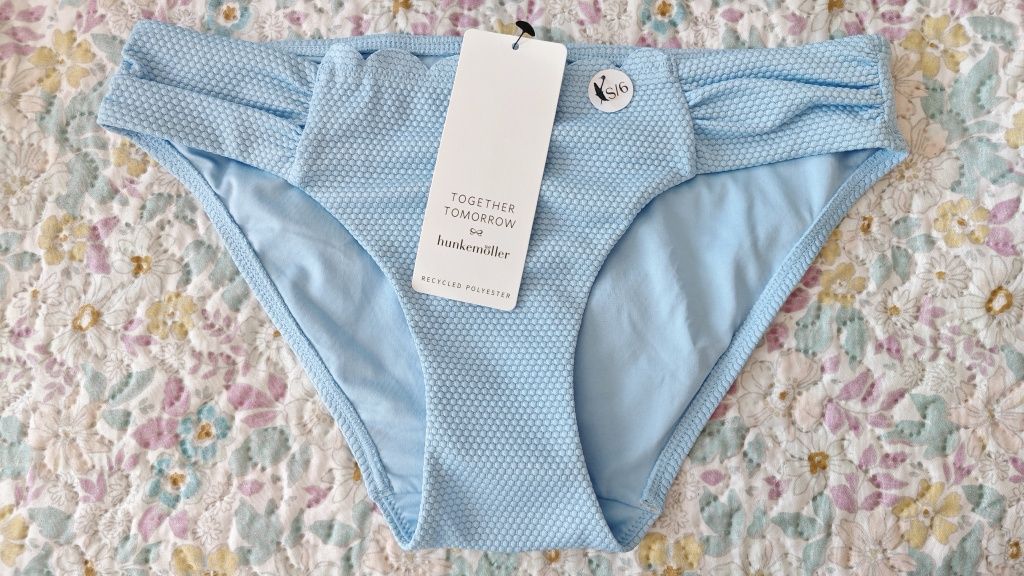 Комплект бански "мида" - Hunkemoller 75B + XS