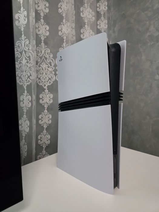 Playstation 5 PRO 2 TB
