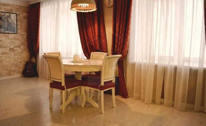 Дава се под наем Двустаен апартамент в Пловдив, Южен - 65 кв.м за 280.5 € - Снимка #1