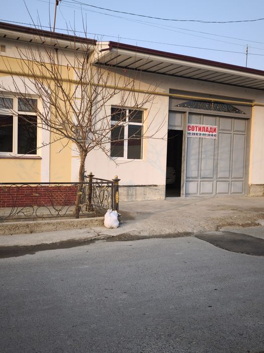 Коттедж сотилади