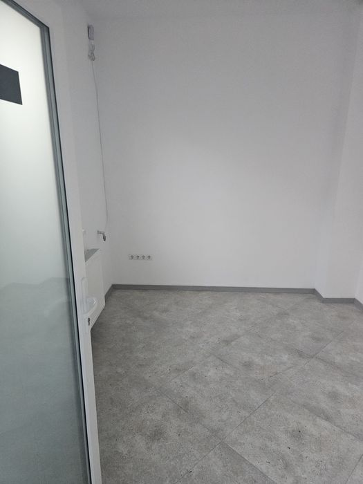 Spatiu comercial de inchiriat in Ploiesti ,str Gh Doja 90