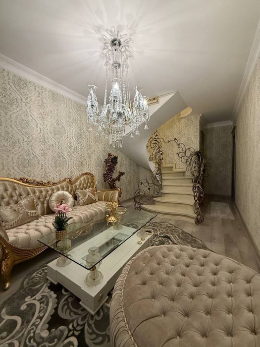 Продаётся КВАРТИРА ДУПЛЕКС 4/1/8 на 115м2 ЖК "Новомосковская"