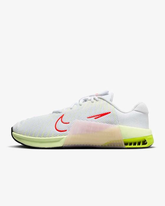 Дамски маратонки Nike Metcon 9 Volt & Bright Crimson