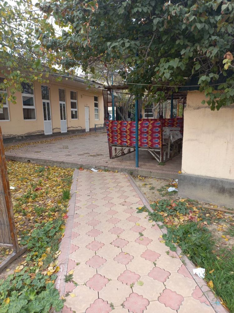 Продаётся под ресторан или садик