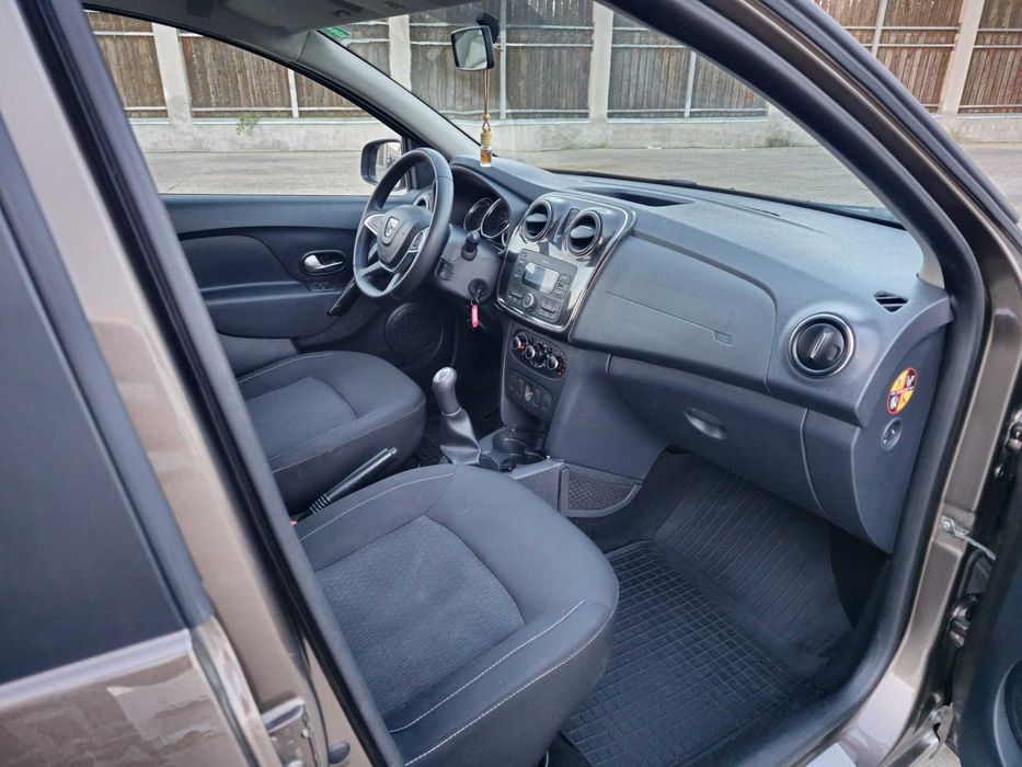 Dacia sandero 2019 - 0.9 tce - full option - euro 6