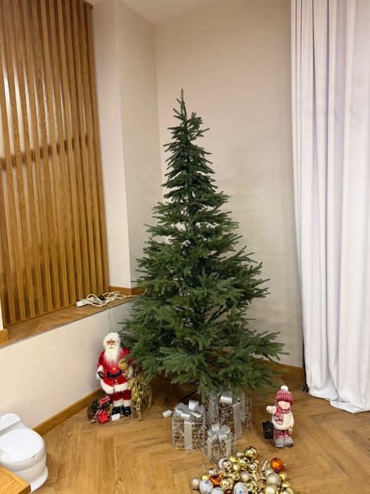 Искусственная ель