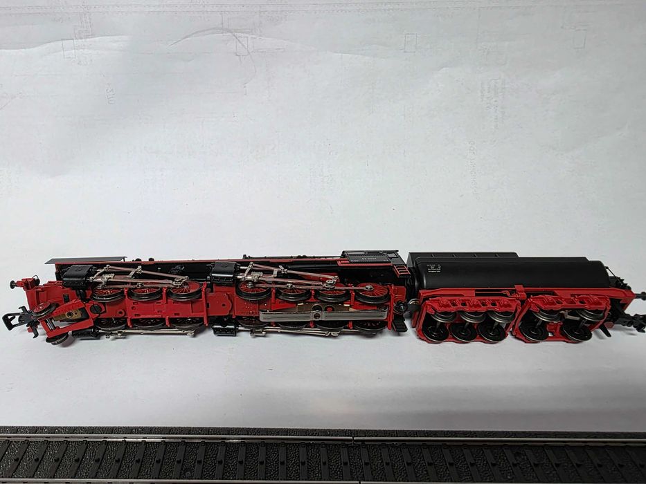 Locomotiva NOUA BR 53 BORSIG (Marklin AC)