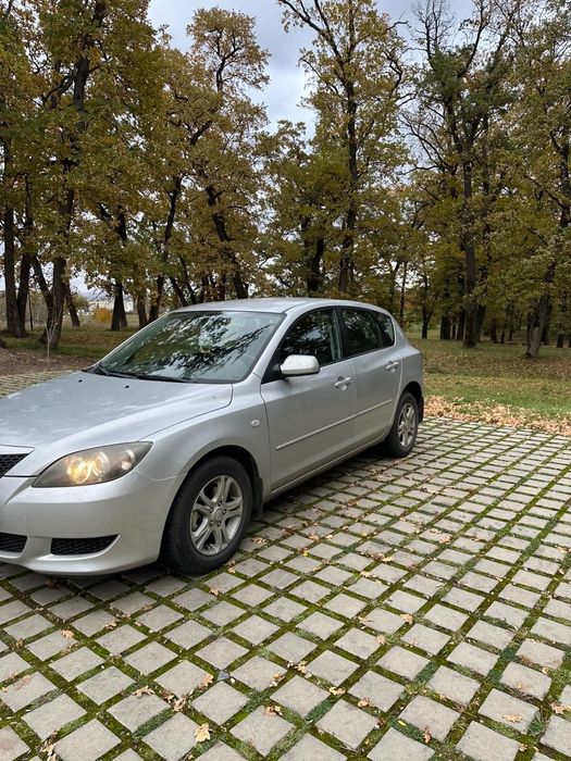 Vând urgent Mazda 3