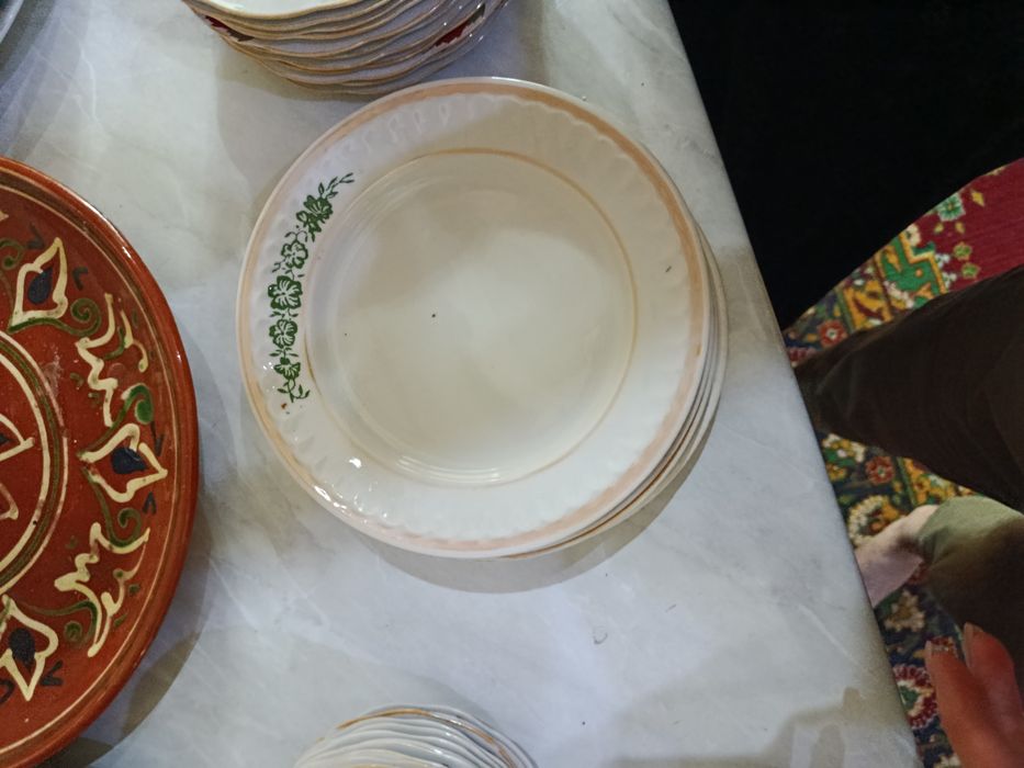 Продается б/у посуда в хорошем качестве