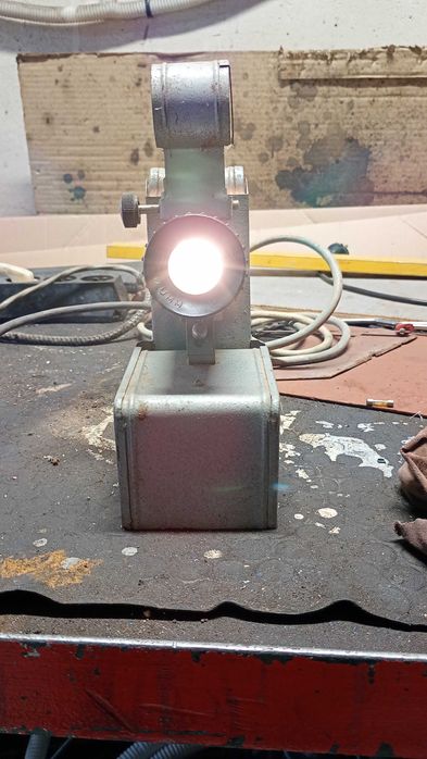 проектор ьа диапозитиви и лента