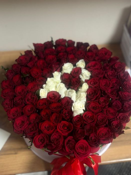 Цветы в коробке 101 шт