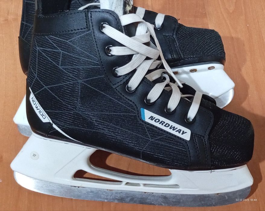 хоккейные коньки Nordway NDW 100 SR.