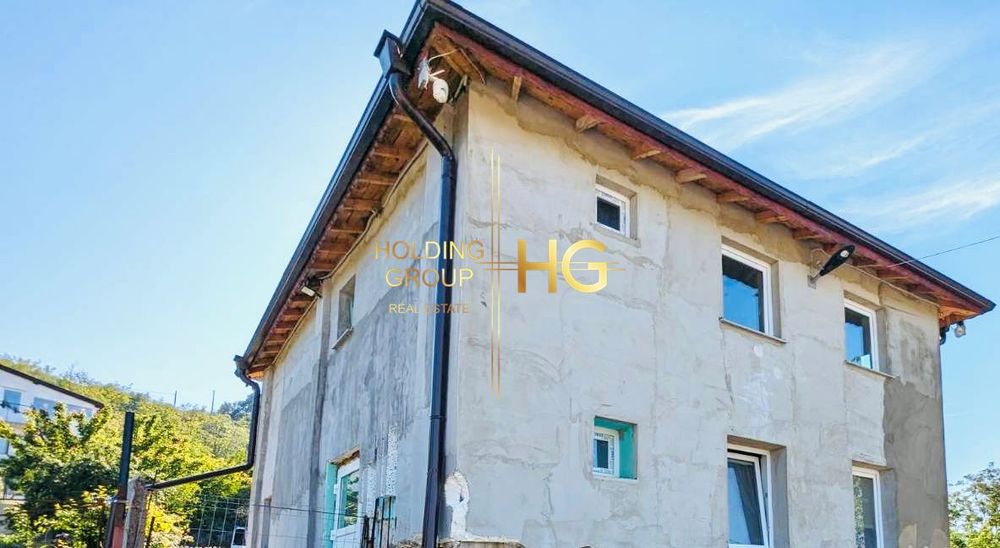 Продава се Къща в Варна, м-т Пчелина - 140 кв.м за 1572 €/кв.м - Снимка #1