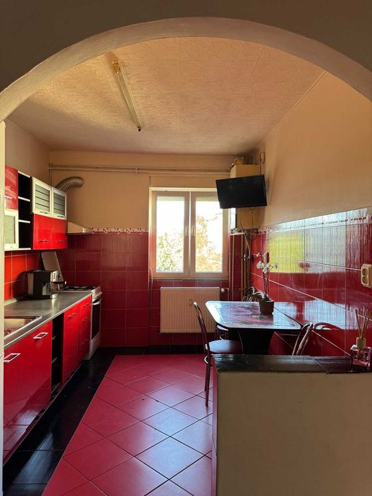 Proprietar inchiriez apartament o camera ultracentral str. Horia