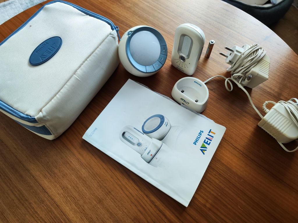 Продавам бебефон Philips Avent