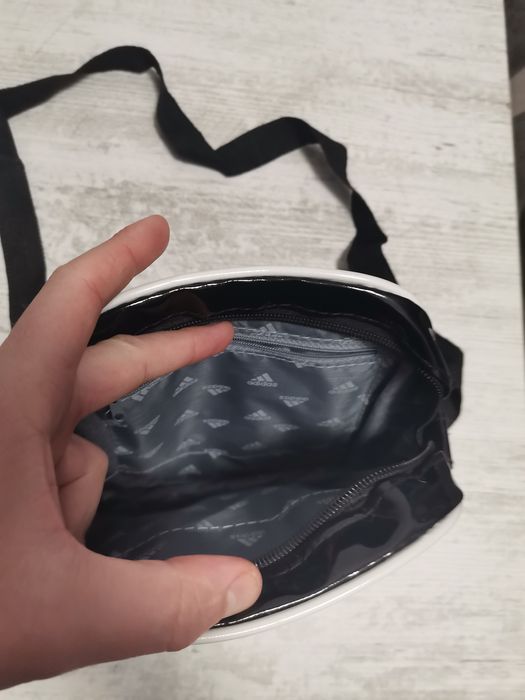 Gentuțe bărbați folisite