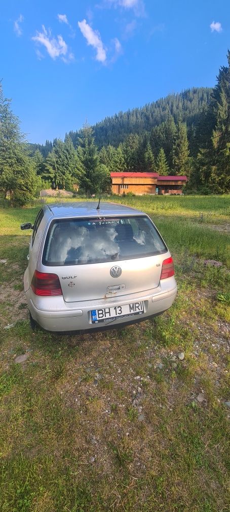 Vând VW Golf 4 1.6 Benzina