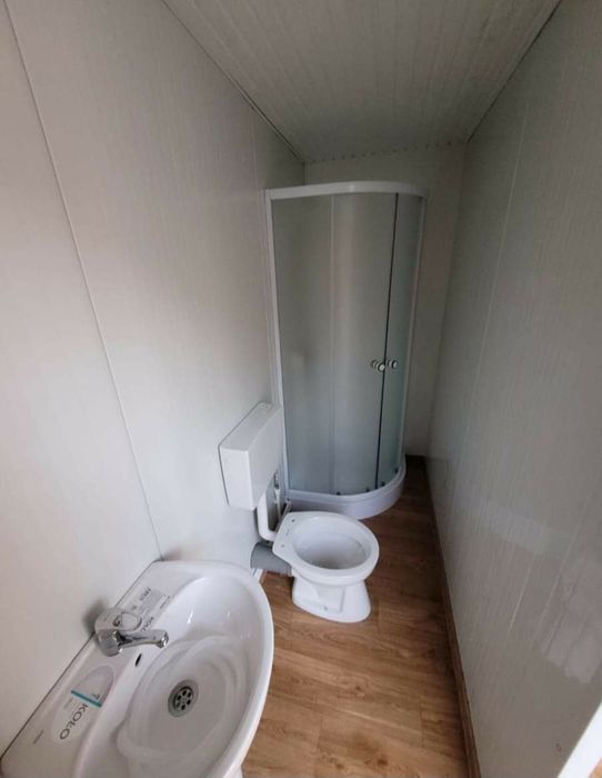 Vând containere modulare container vitrina sanitar depozitare locuit