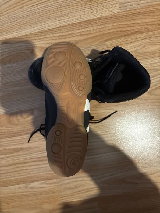 Обувки за борба Asics