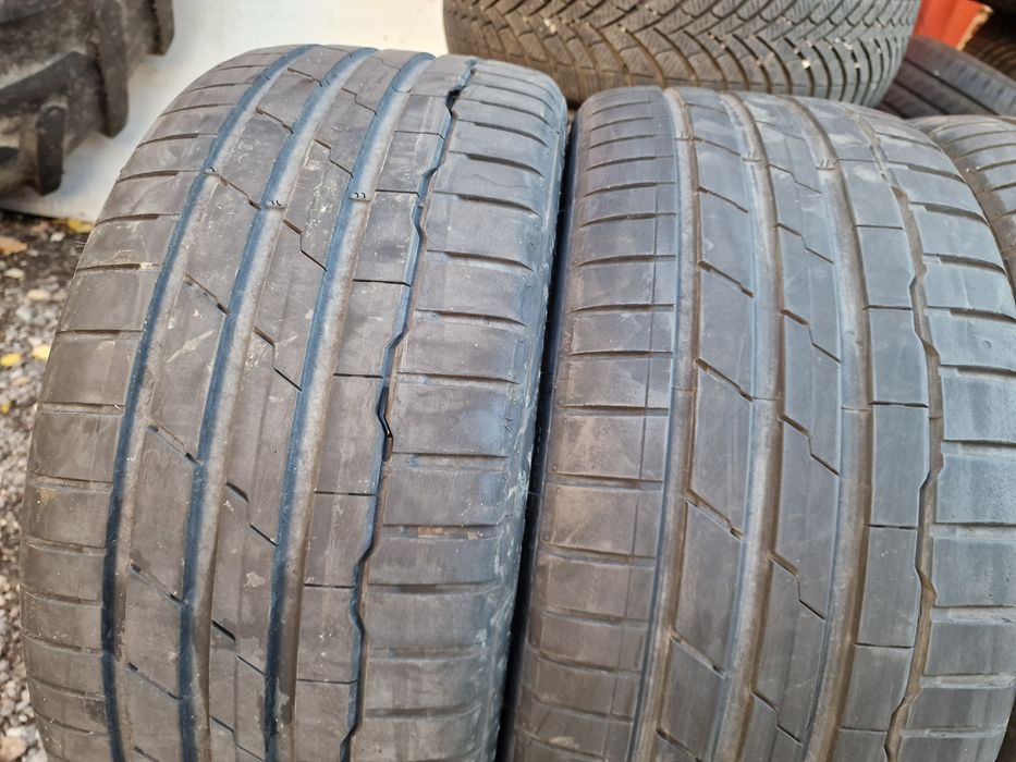 Anvelope 235/35R19 marca Hankook, DOT 2019, 7 mm