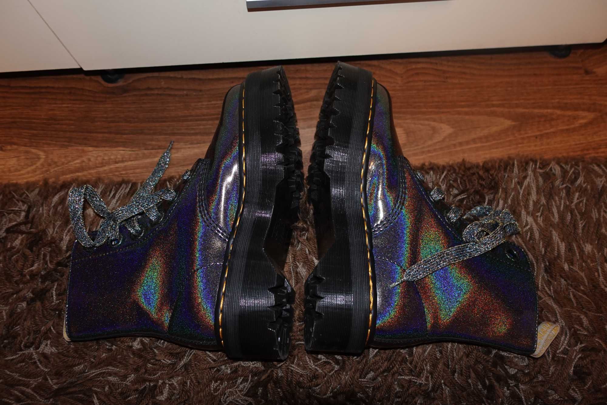 Ghete Platforma  Dr. Martens Vegan Molly Iridescent Marimea 40  Noi