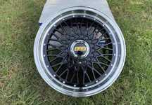 Genti bbs NOI pe 18