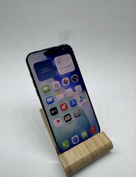 •VÂND•  iPhone 15 pro max