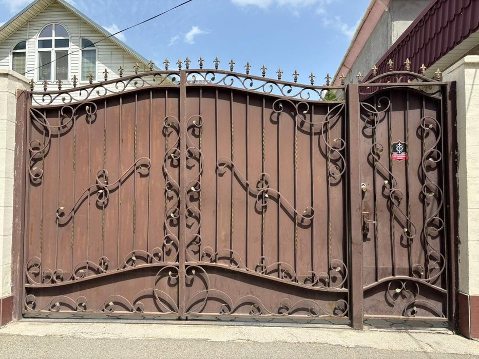 Продам Ворота кованые