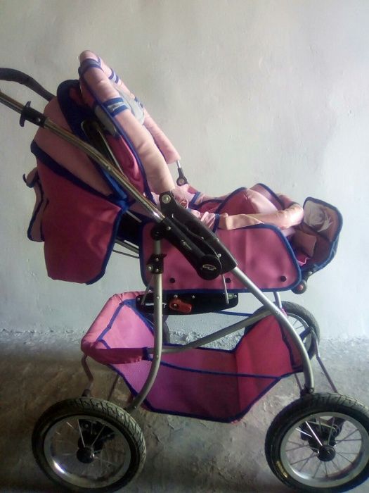 Детская коляска.