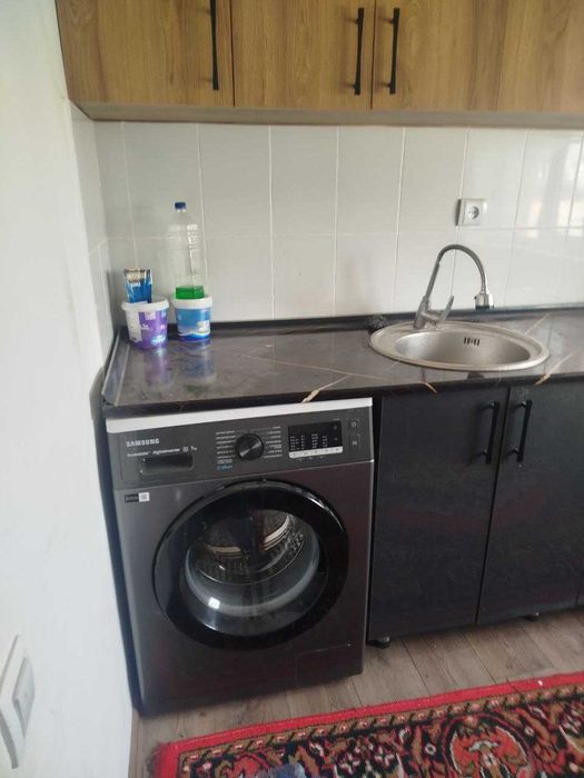 Уй сотилаи 1 хонали