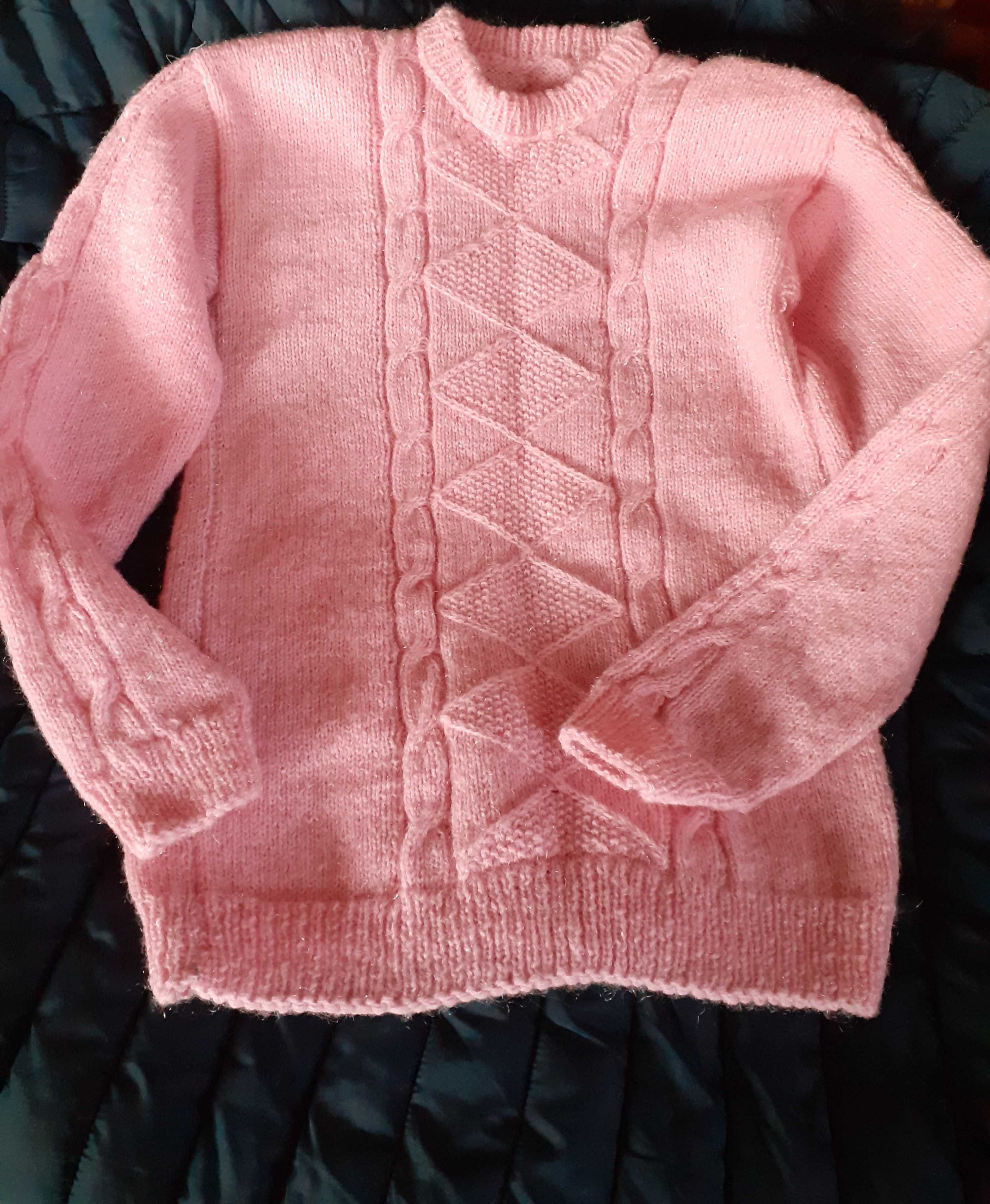 Розова плетена блузка