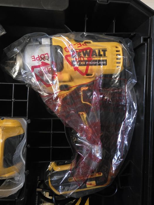 Ударен гайковерт Dewalt -DCF892P2T