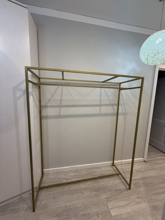 вешалка для одежды напольная золотая