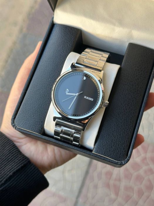 Новые мужские часы Радо и Тиссот