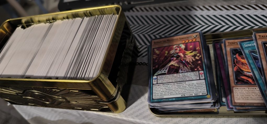 600 Карти yu gi oh first edition