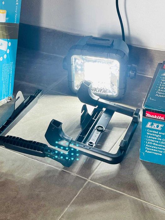 Lampă de lucru LED Makita DML805/2 / 240 V