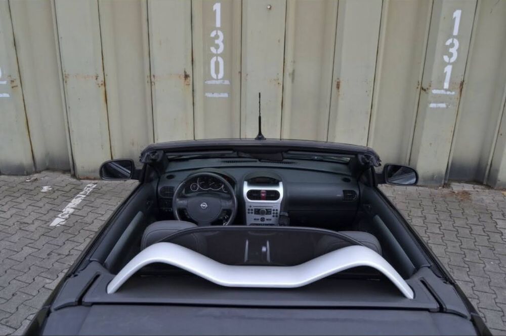 Opel Tigra Twintop 1.4 / Automat / Webasto