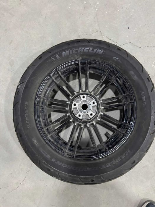 Заднее колесо Harley Davidson 48, Michelin 150/80B16