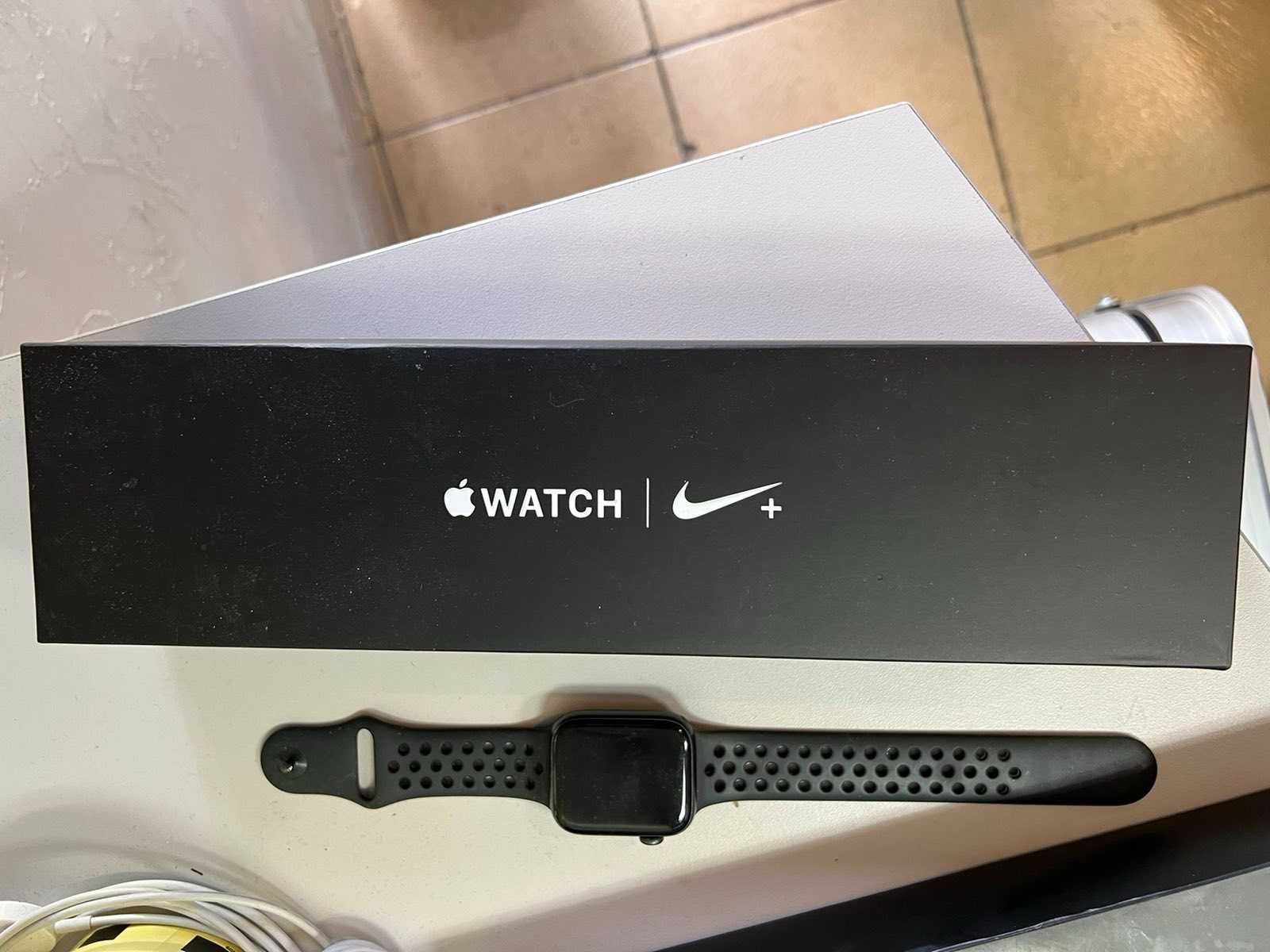 Apple Watch Series 6 Nike plus edition/44mm Black