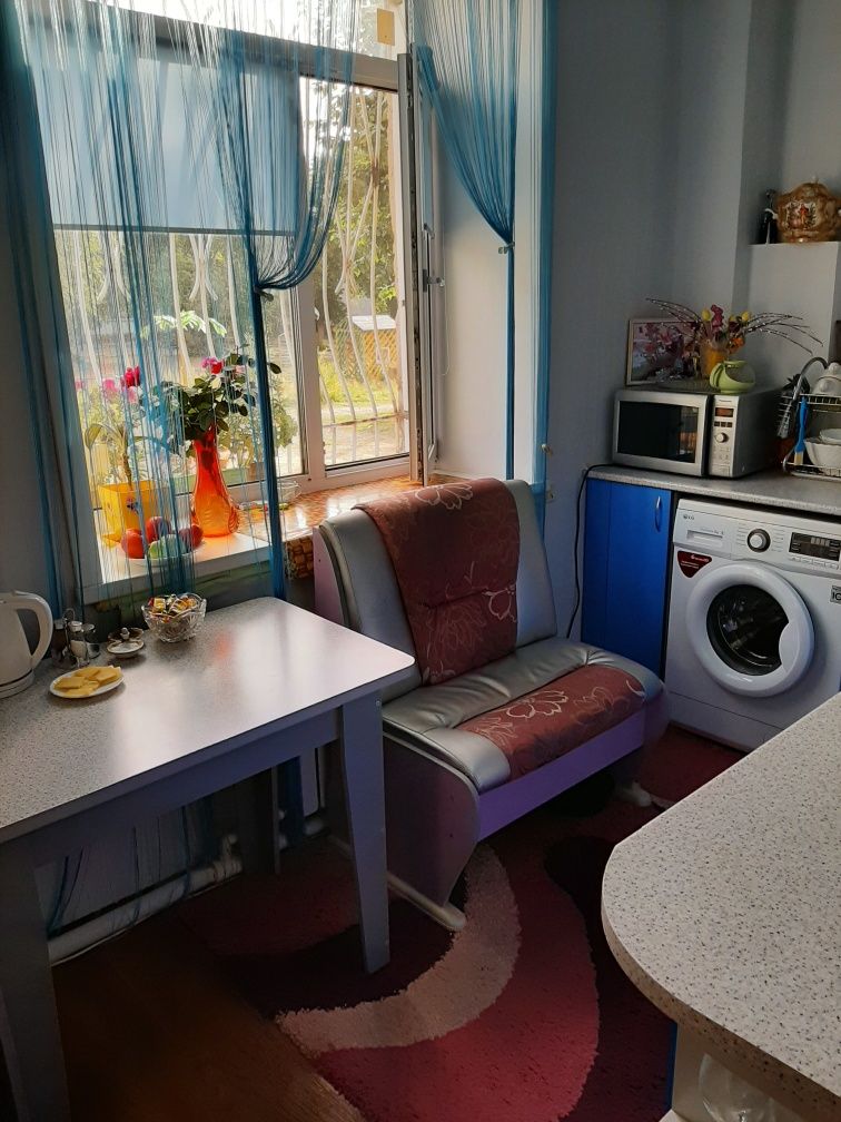 Продам квартиру 2 комнатную .53 кв.м