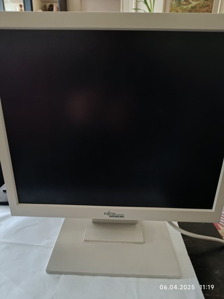Монитор FUJITSU SIEMENS  А 17 - 3