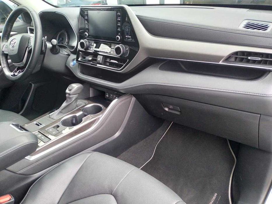 HIGHLANDER 2,5 Hybrid AWD Exclusive Pearly  11,2022