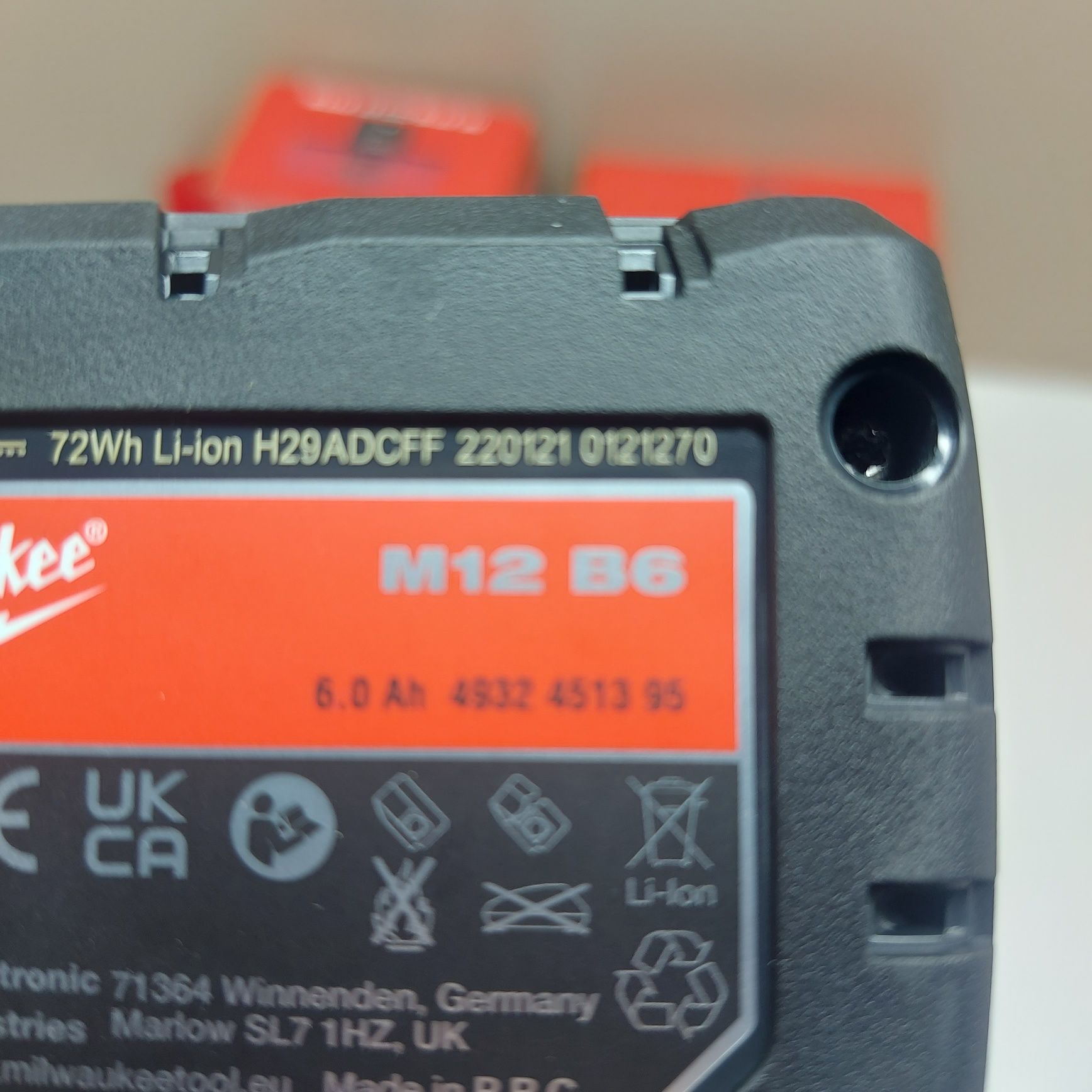 Нови батерии Milwaukee M12