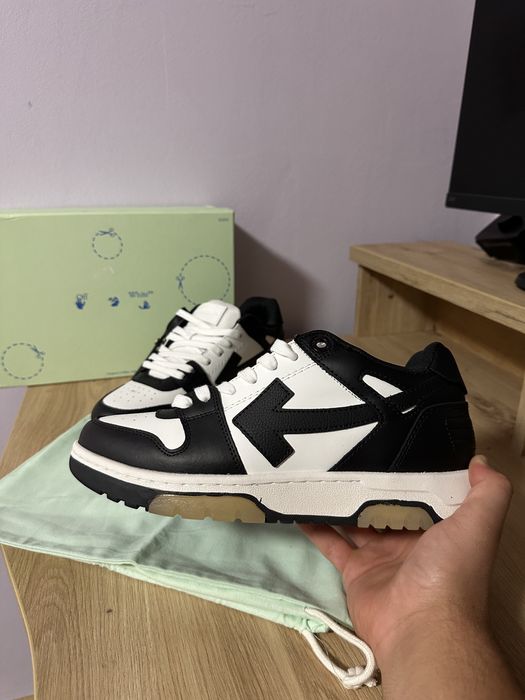 Off-White Out of office