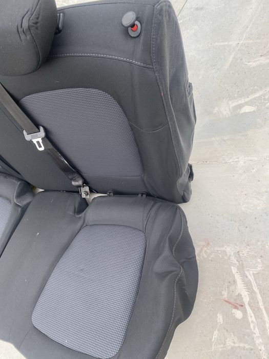 Седалки за хюндай и20