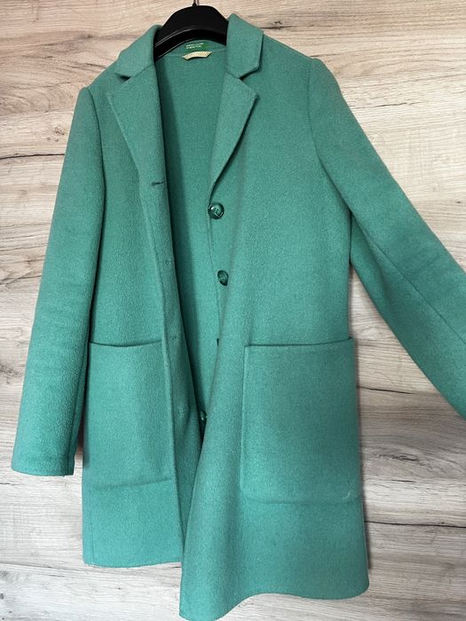 Тънко палто united colors of benetton