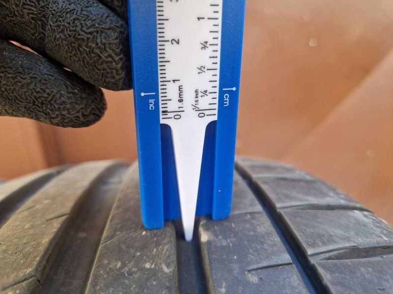 4 Michelin R19 225/45
летни гуми 
DOT4218