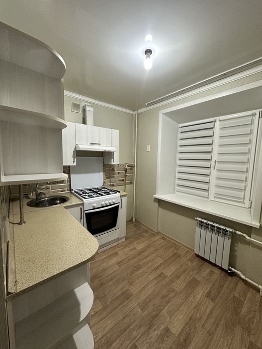 Продам 2-х комнатную квартиру в 20 мкр